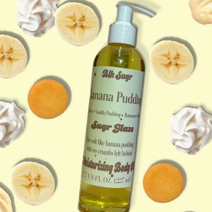 Soft like pudding, sweet like comfort 🍌✨ Banana Pudding Sugr Glaze is cozy, creamy, and straight-up southern dessert realness. No crumbs left behind.